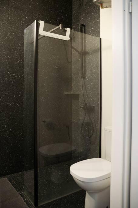 Apartment Rynek - Cozy Retro Near To Main Square Wroclaw